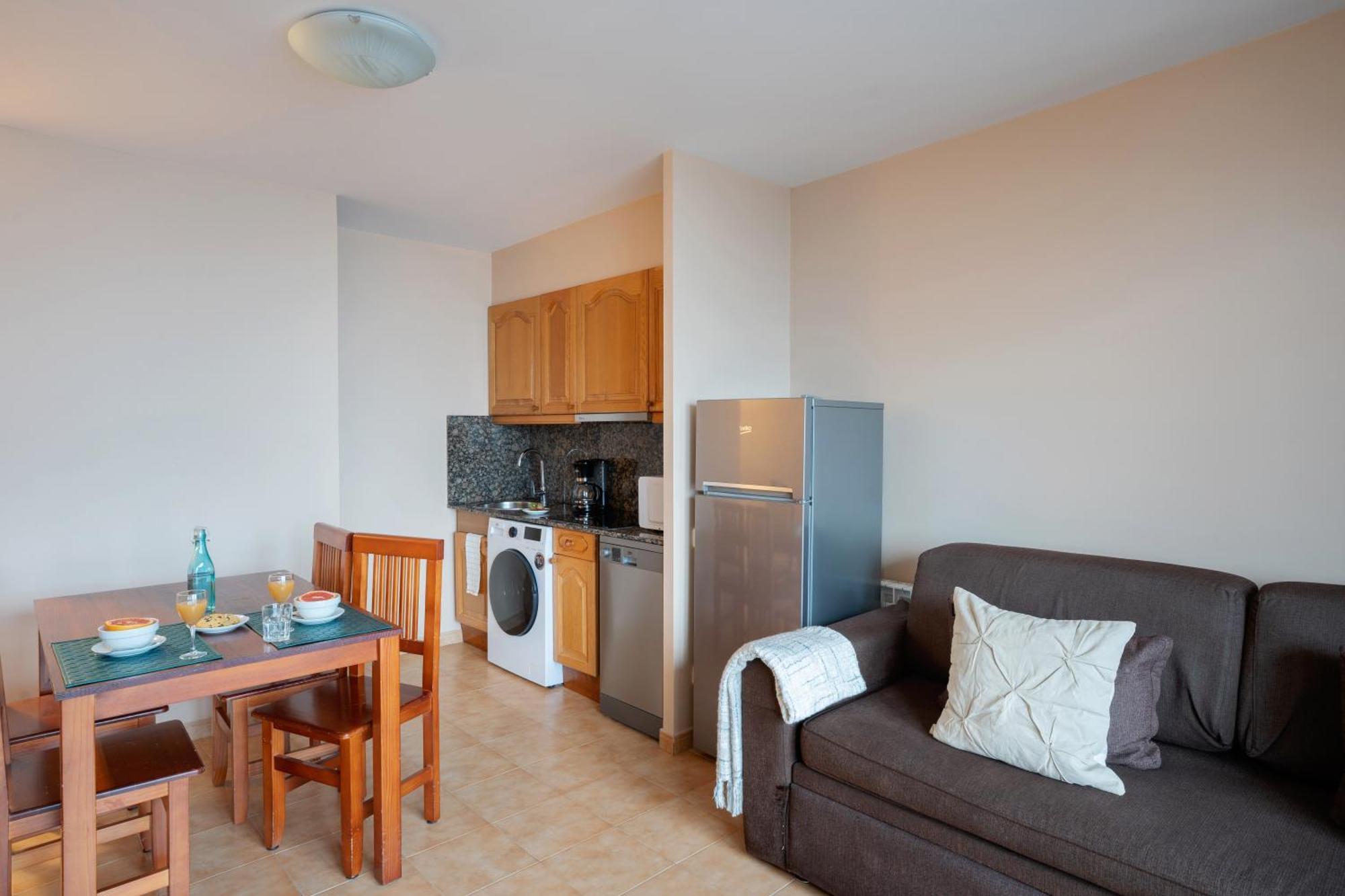 Aparthotel Ona El Tarter รันซอล ภายนอก รูปภาพ
