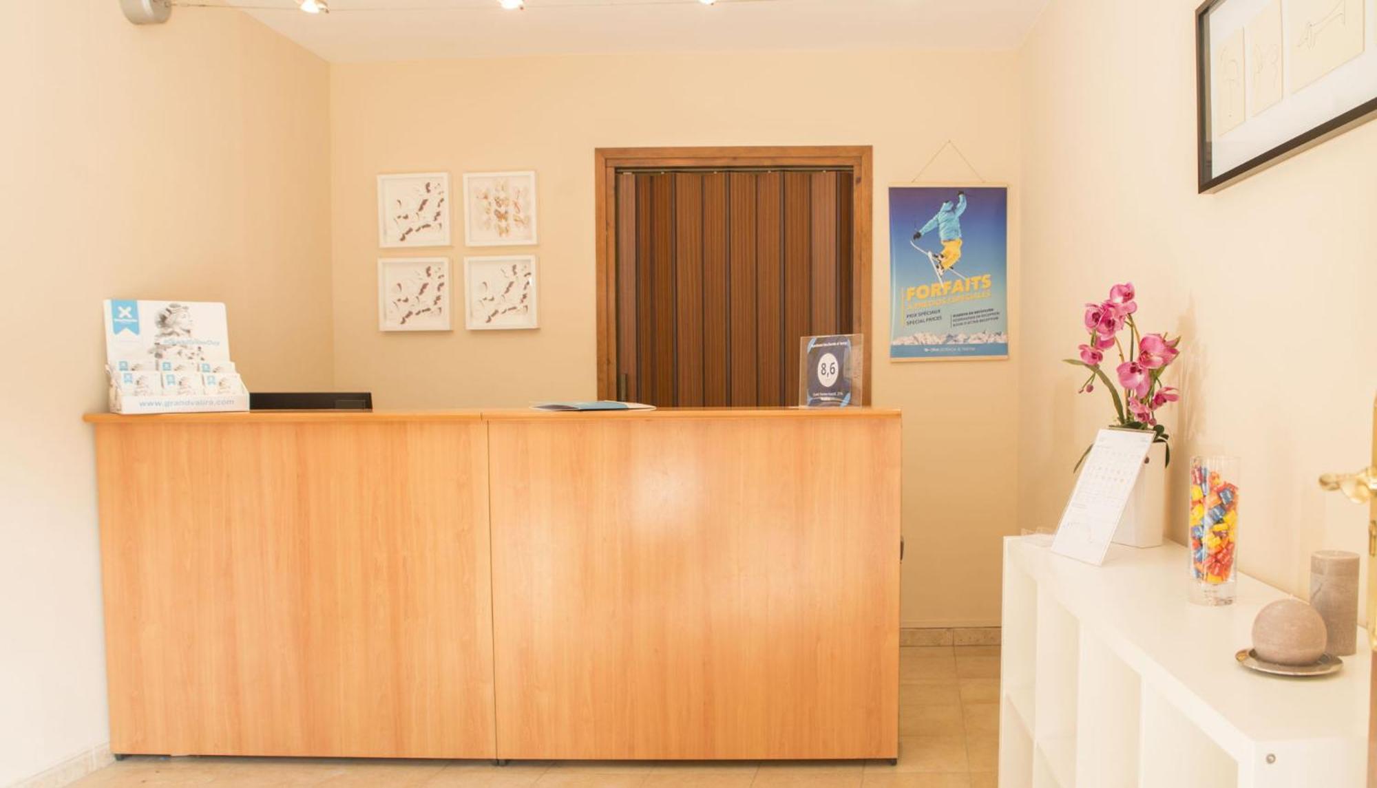Aparthotel Ona El Tarter รันซอล ภายนอก รูปภาพ